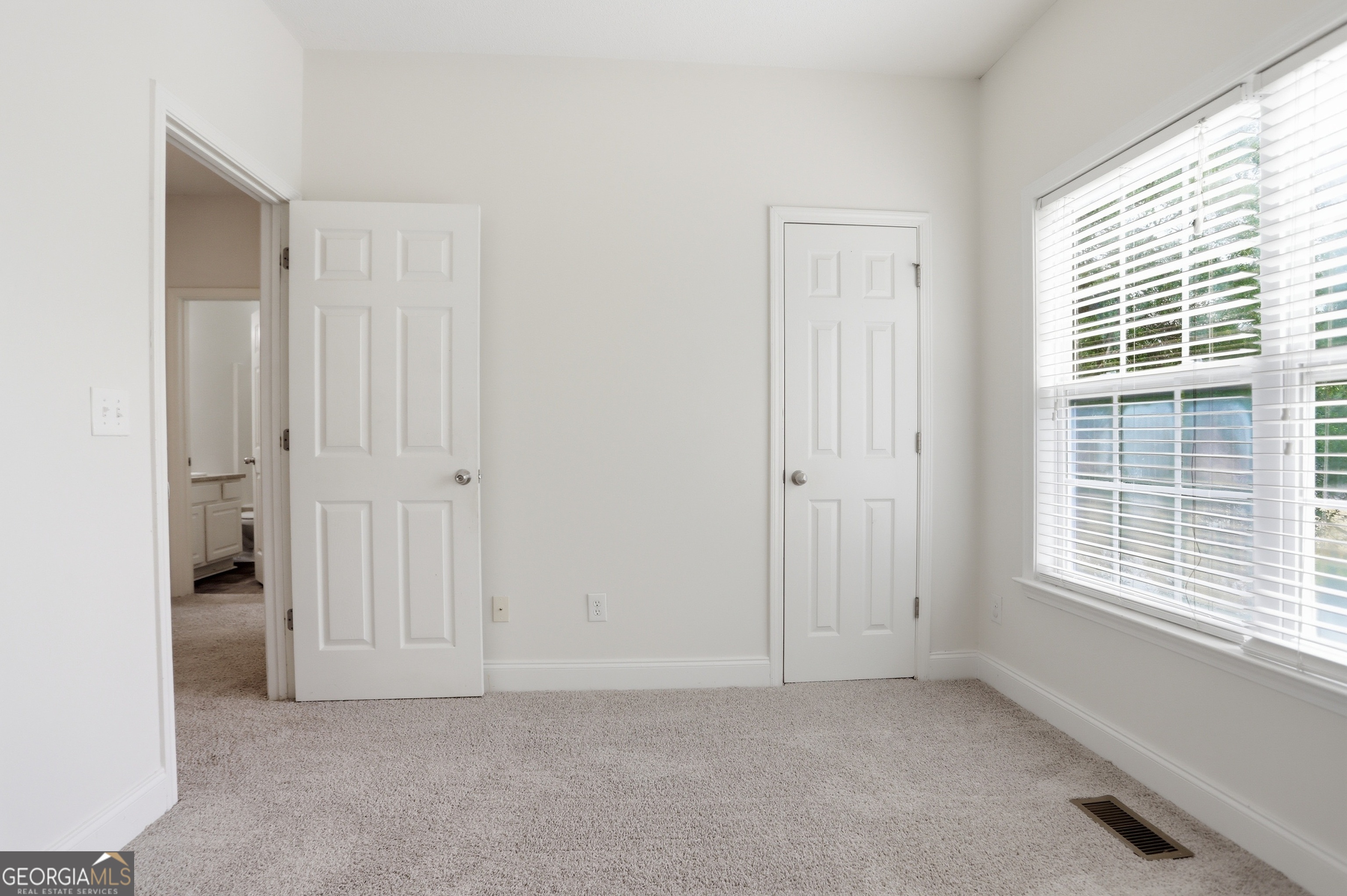 117 E Woodland MNR