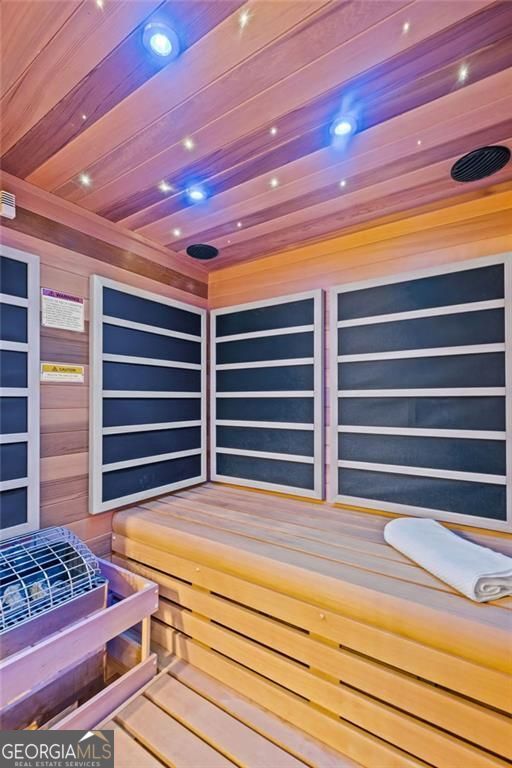 WINDWARD - Residential