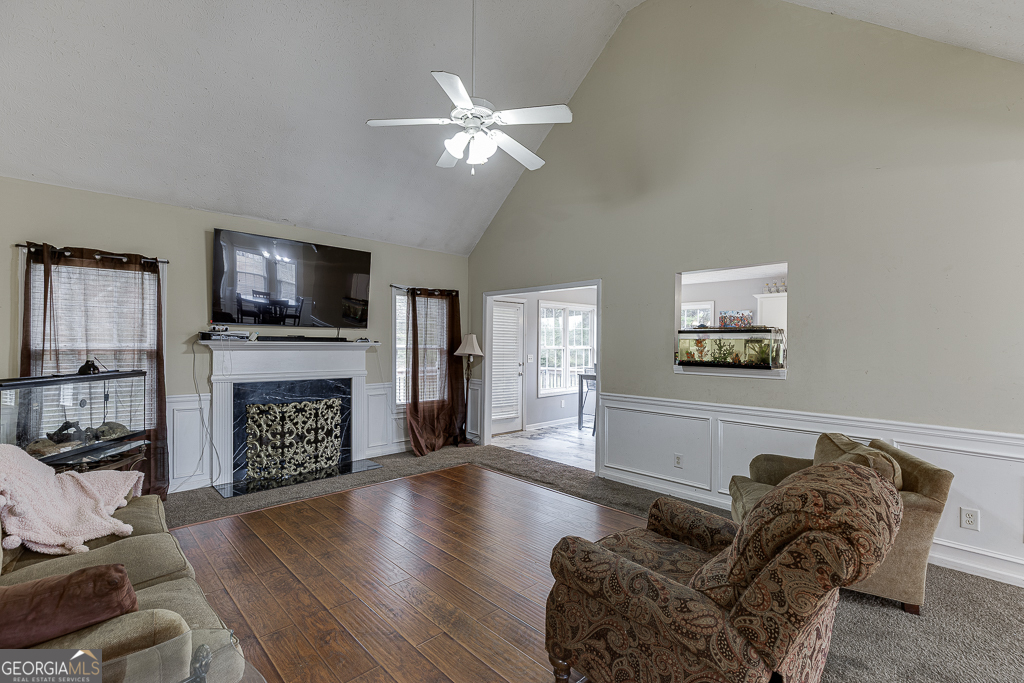 1699898220 Homes for Sale