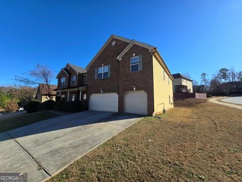 A home in Fairburn