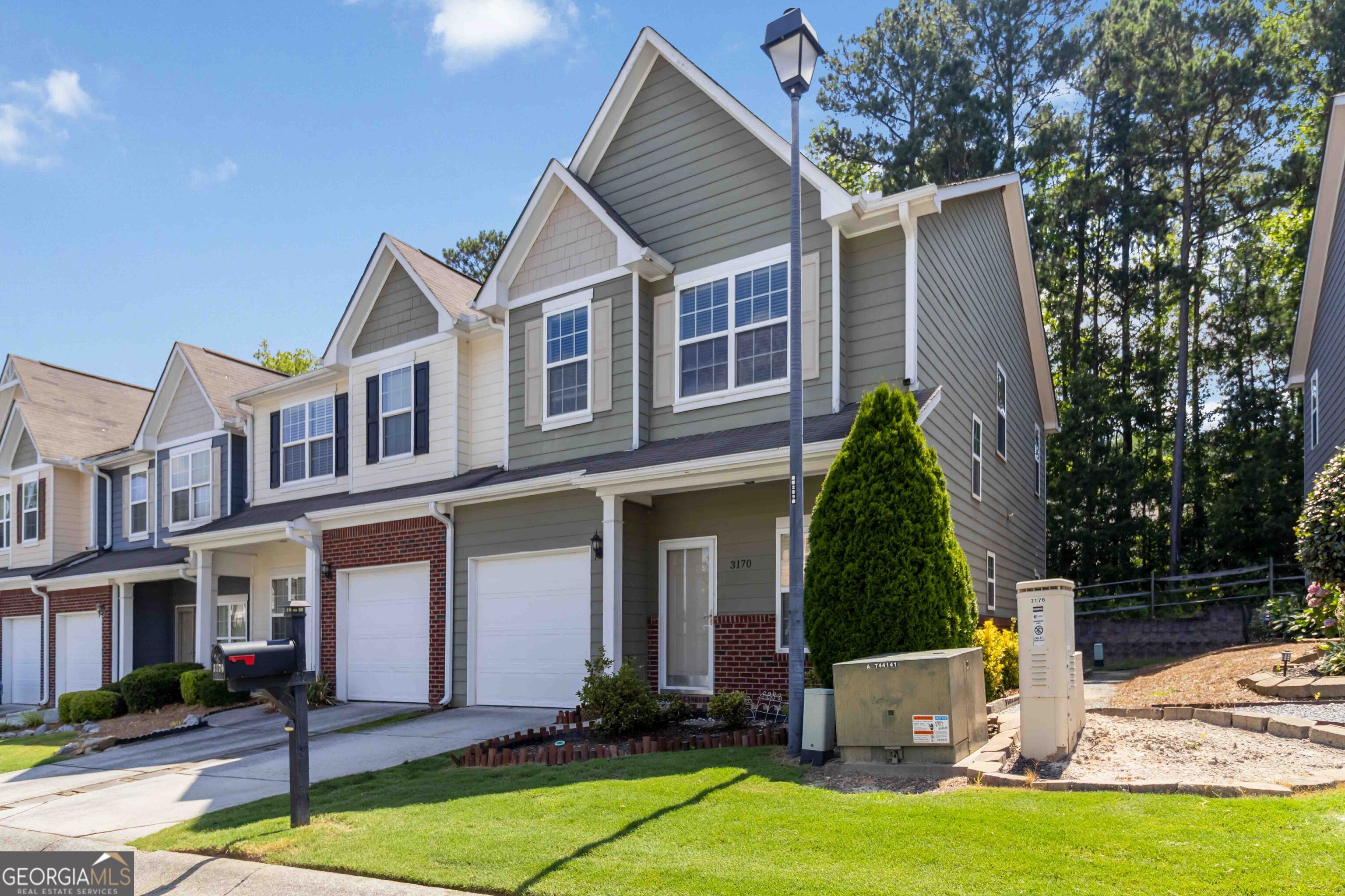 3170 Cedar Glade LN