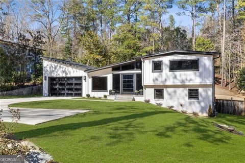 Photo of 4217 Paces Ferry Road SE, Atlanta, GA 30339 (MLS # 10867008)