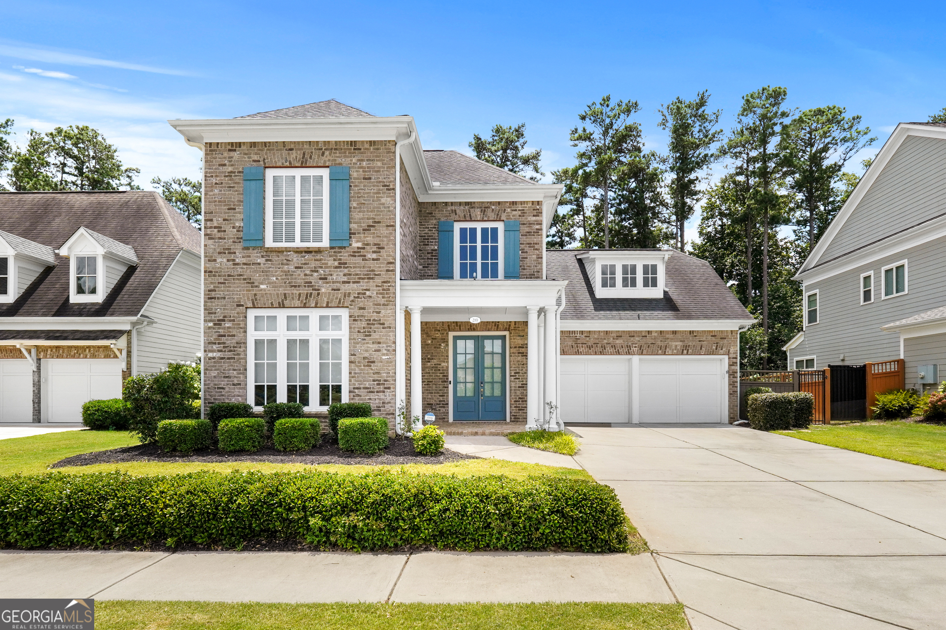 210 Bandon WAY