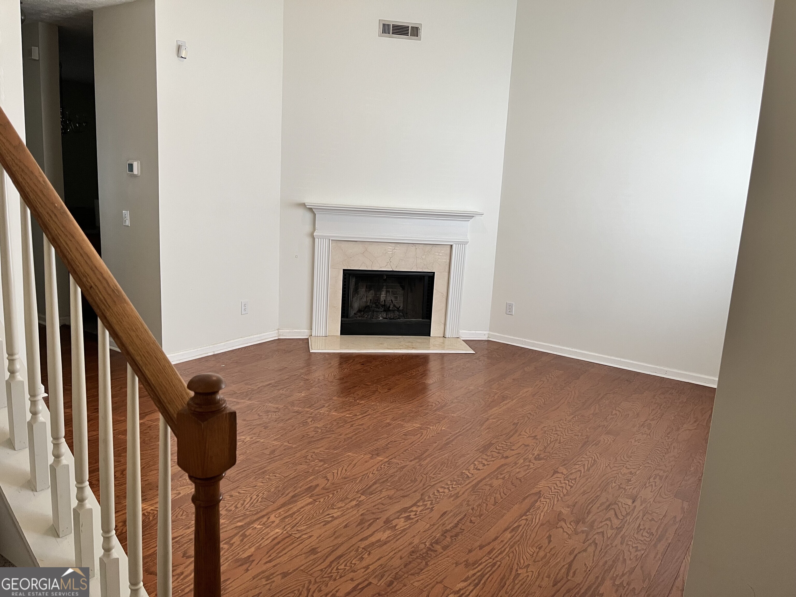 6076 Camden Forrest DR