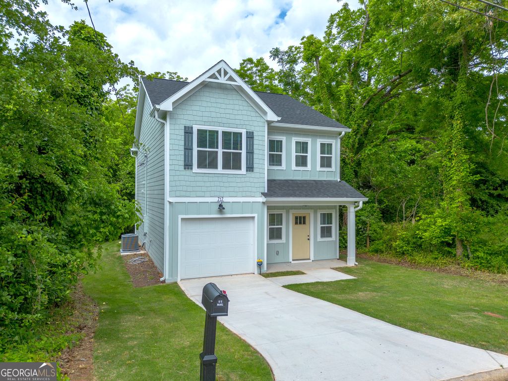 Photo of 717 Scales Street, Griffin, GA 30224 (MLS # 10767796)