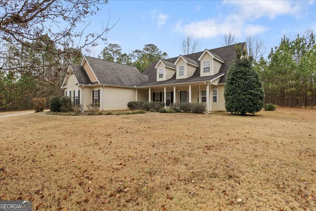 Photo of 212 Hedgewood Drive, Hampton, GA 30228 (MLS # 10662865)