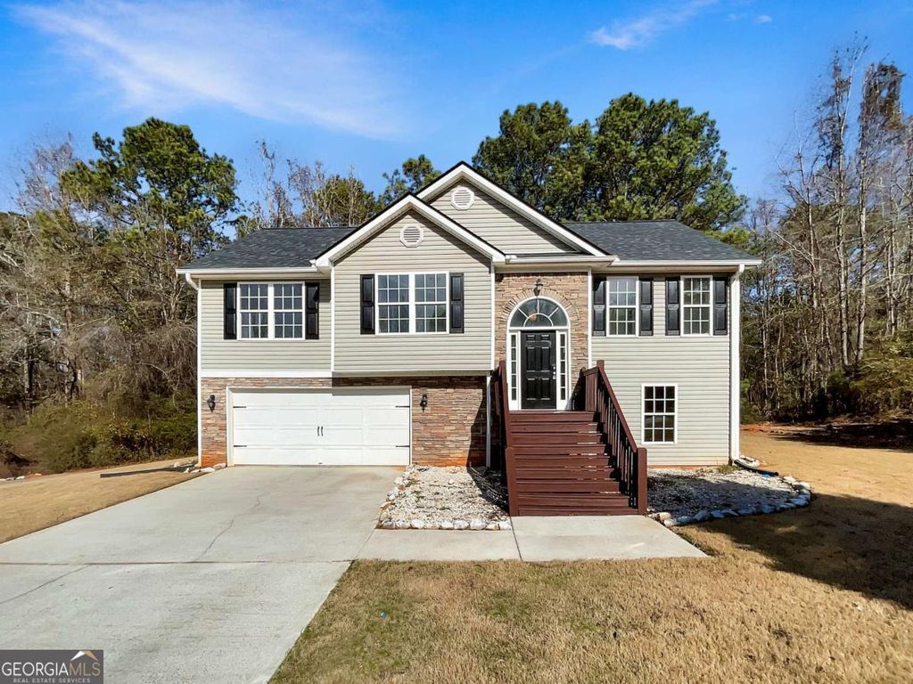Photo of 10 Lamar Lane, Covington, GA 30016 (MLS # 10680482)