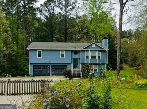 Photo of 2035 Primrose Lane, Loganville, GA 30052 (MLS # 10629804)