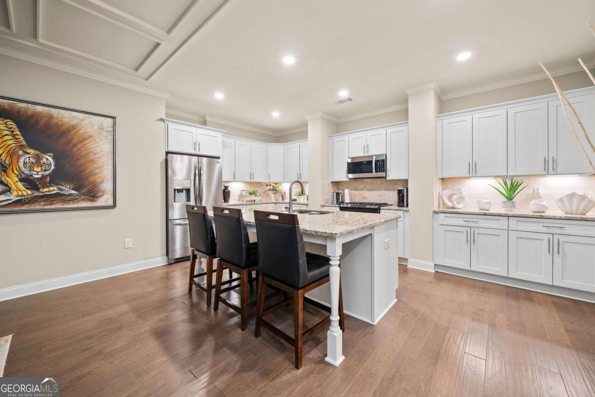 84 Cedarcrest Village LN