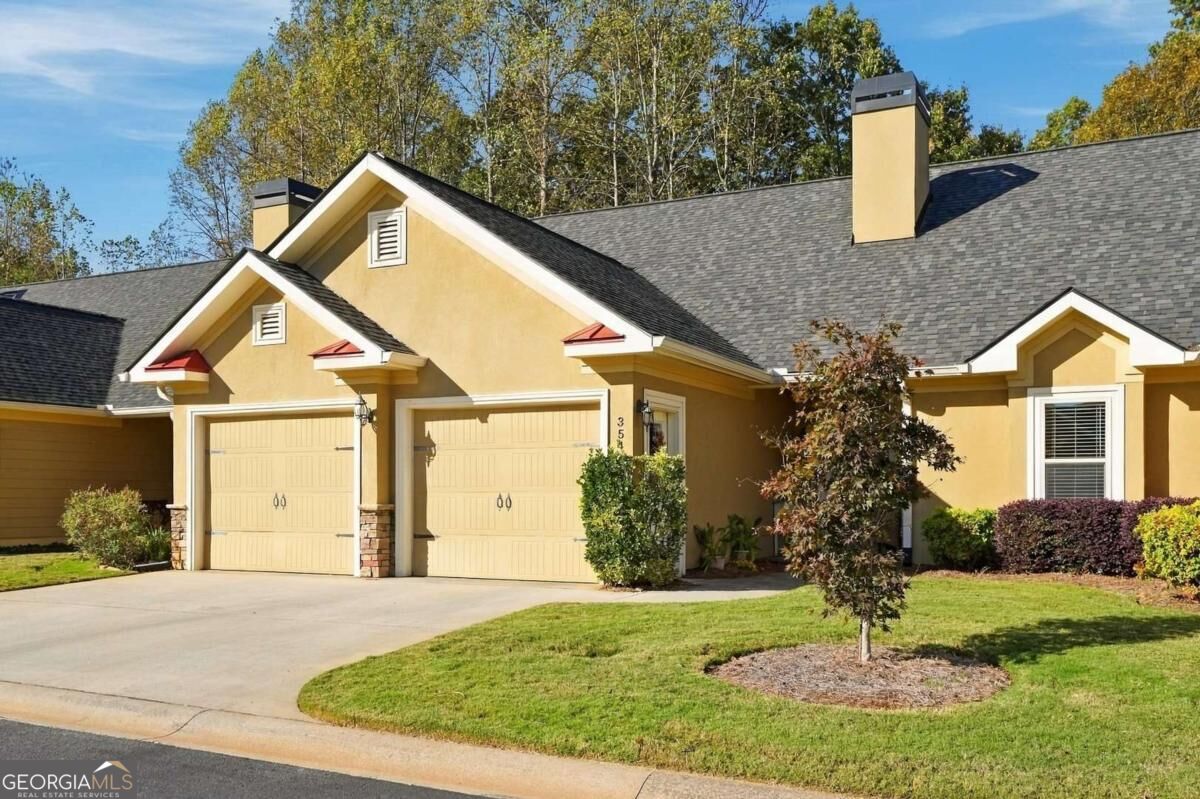 354 Summit DR