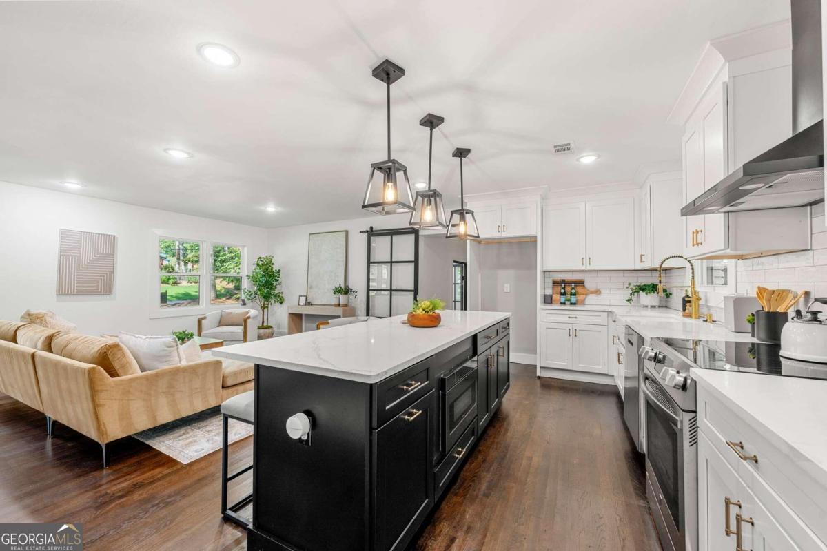 Ponoma Park - Residential