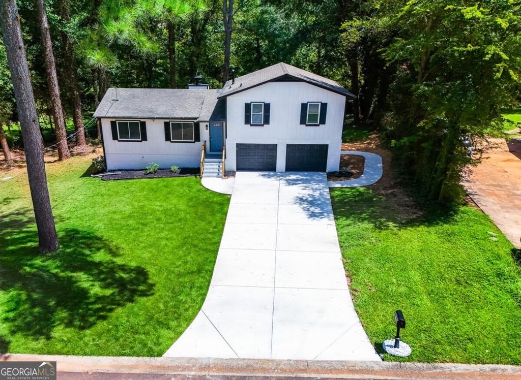 Photo of 1158 Research Drive NE, Marietta, GA 30066 (MLS # 10874702)