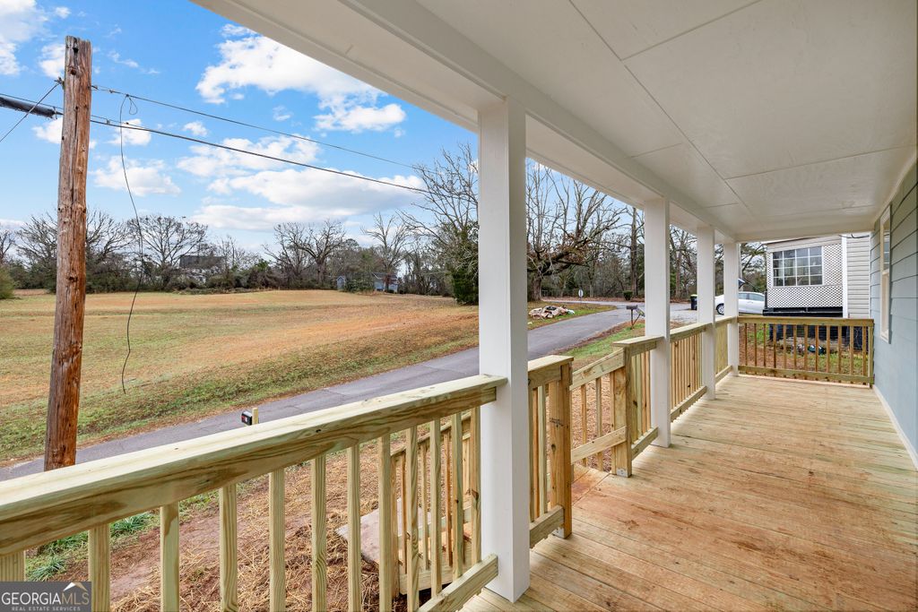 Photo of 21 Shepard Street, Grantville, GA 30220 (MLS # 10686526)