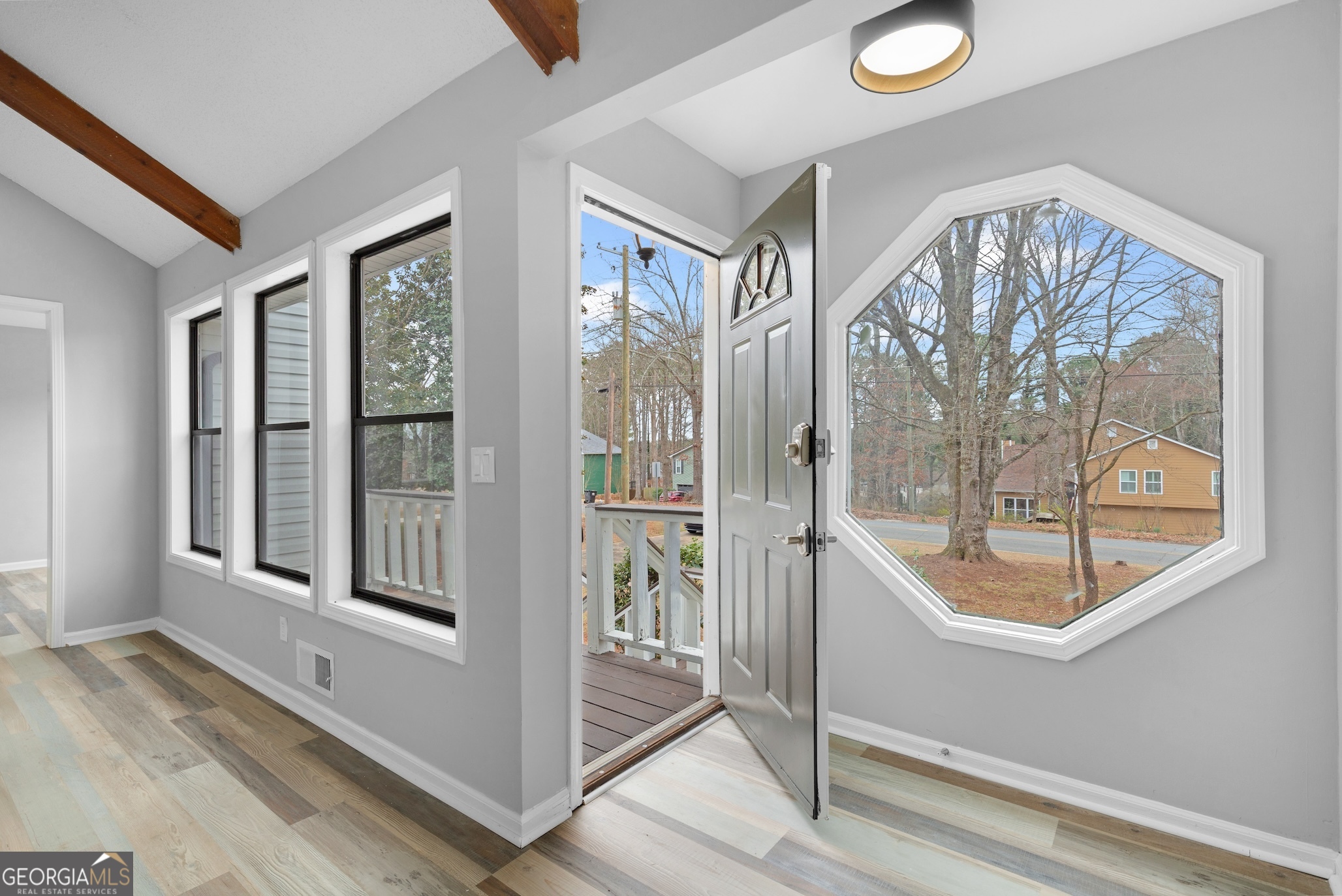 177 W Putnam Ferry RD W