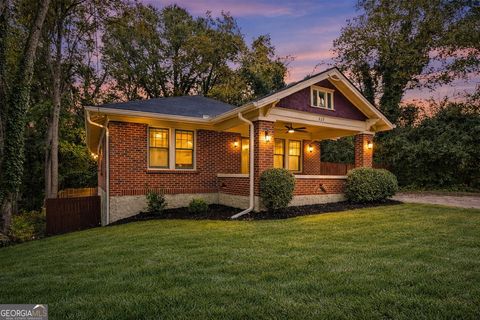 829 Rose CIR SW Atlanta GA 30310