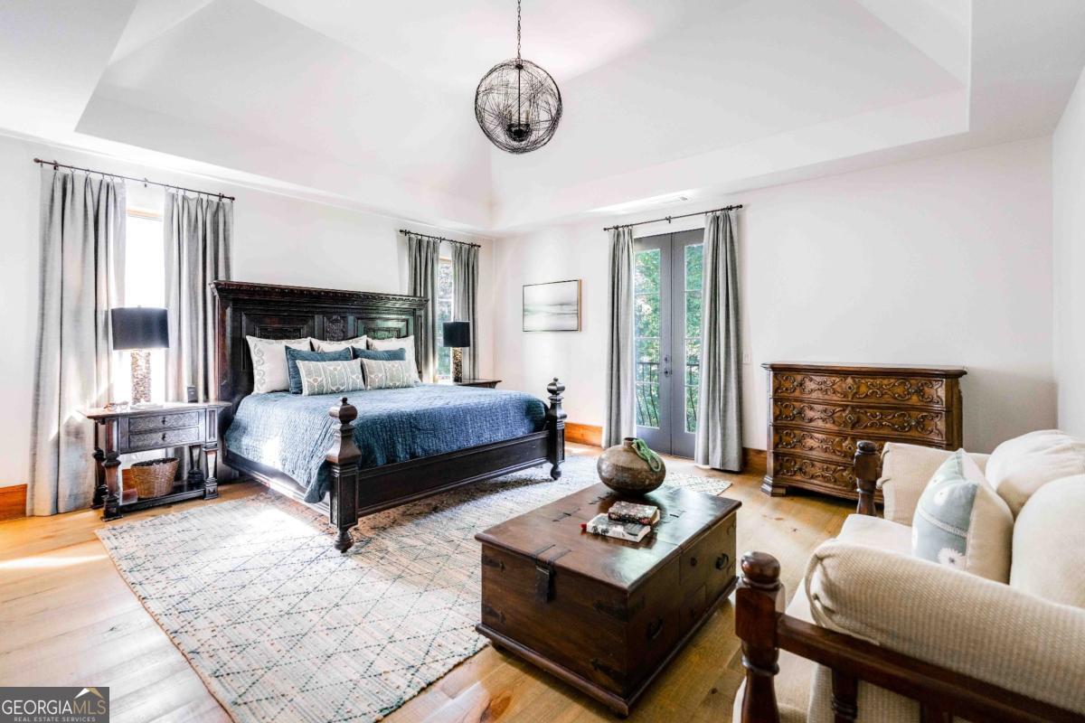 3118 W Roxboro RD NE