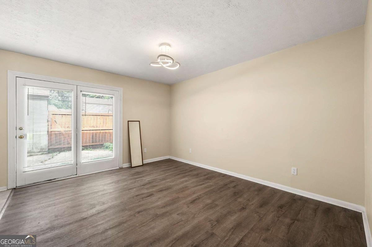 3184 Nectarine CIR