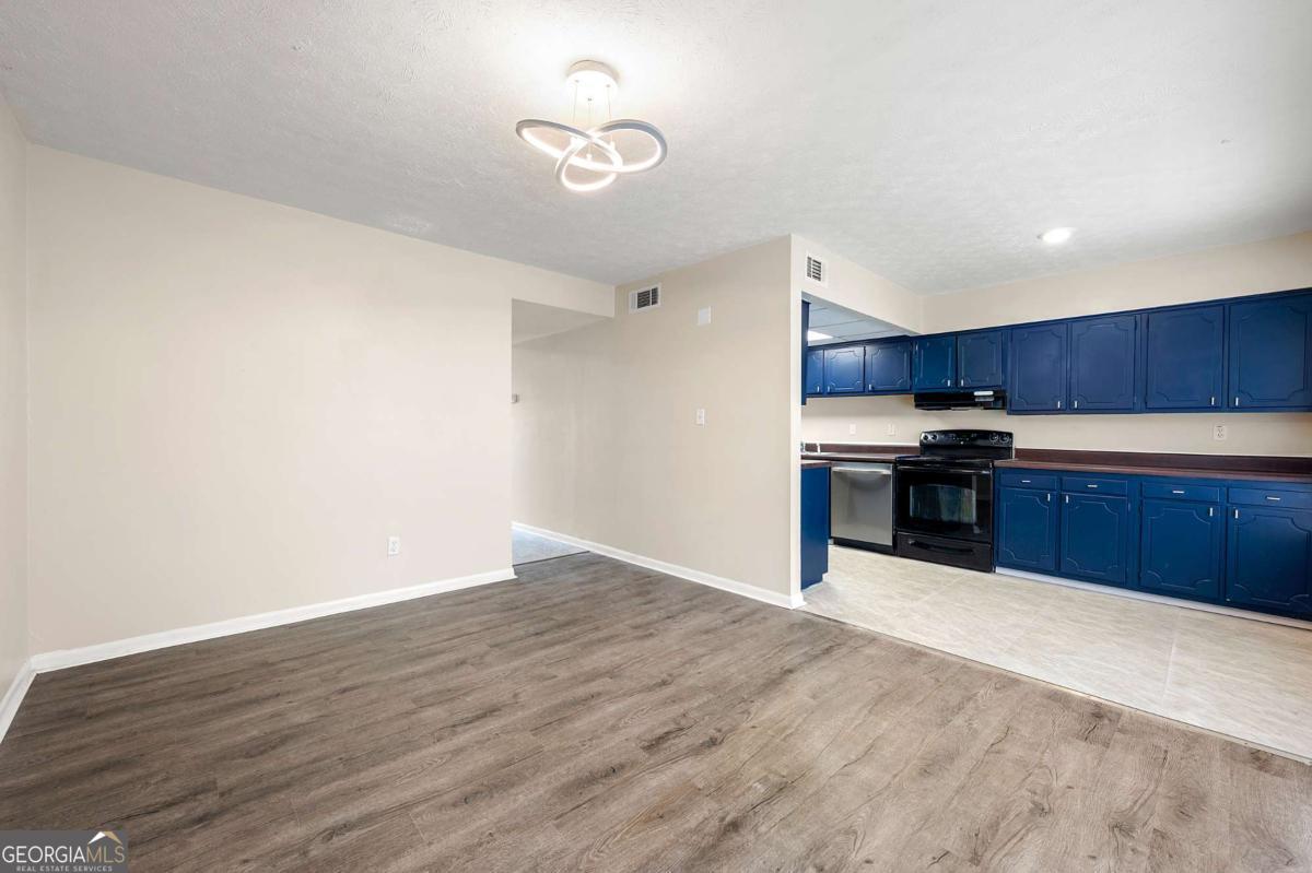 3184 Nectarine CIR