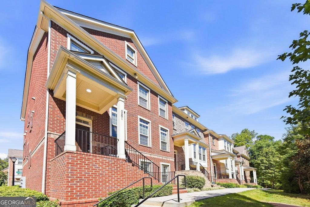 Photo of 3581 Adelaide Crossing, Brookhaven, GA 30319 (MLS # 10882282)