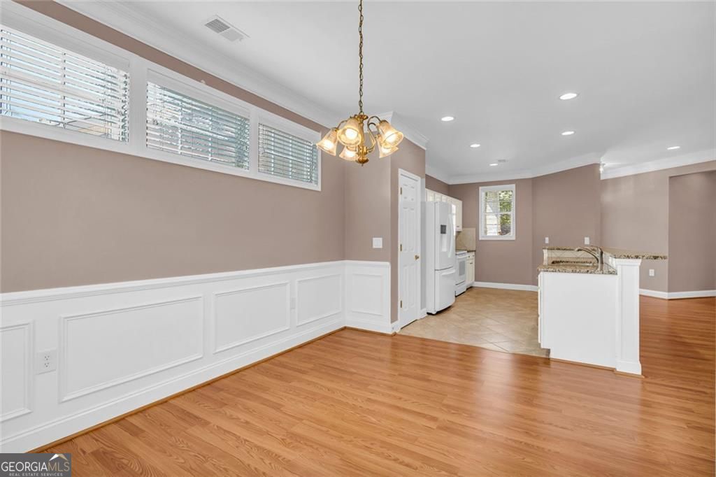 Cumming, Georgia 30041, United States, 3 Bedrooms Bedrooms, ,2 BathroomsBathrooms,Residential,Active,215638