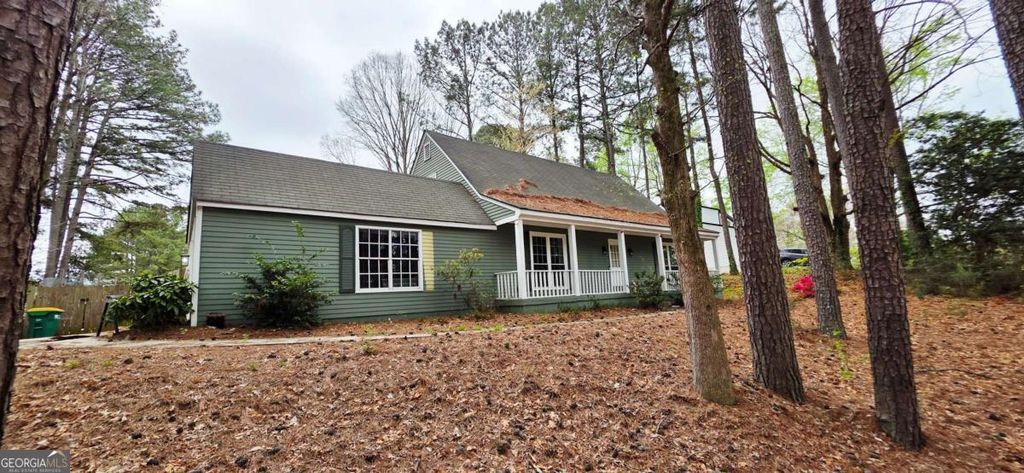 Photo of 3957 Peachtree Corners Circle, Peachtree Corners, GA 30092 (MLS # 10756035)