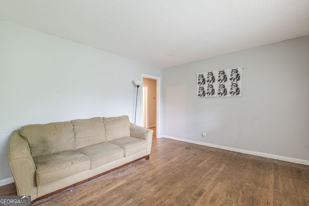 Photo of 350 Brooks Avenue SW, Atlanta, GA 30310 (MLS # 10664604)