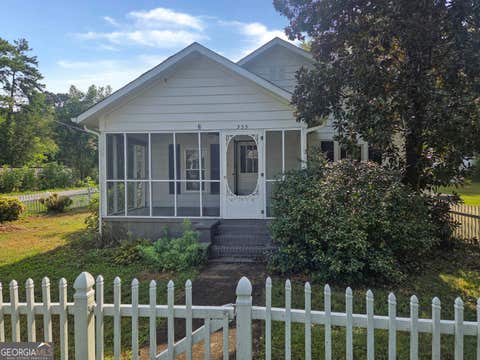 Photo of 335 E Pine Street, Rockmart, GA 30153 (MLS # 10831204)