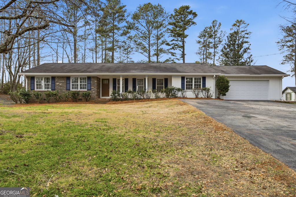 Photo of 145 Sears Circle, Covington, GA 30016 (MLS # 10689452)