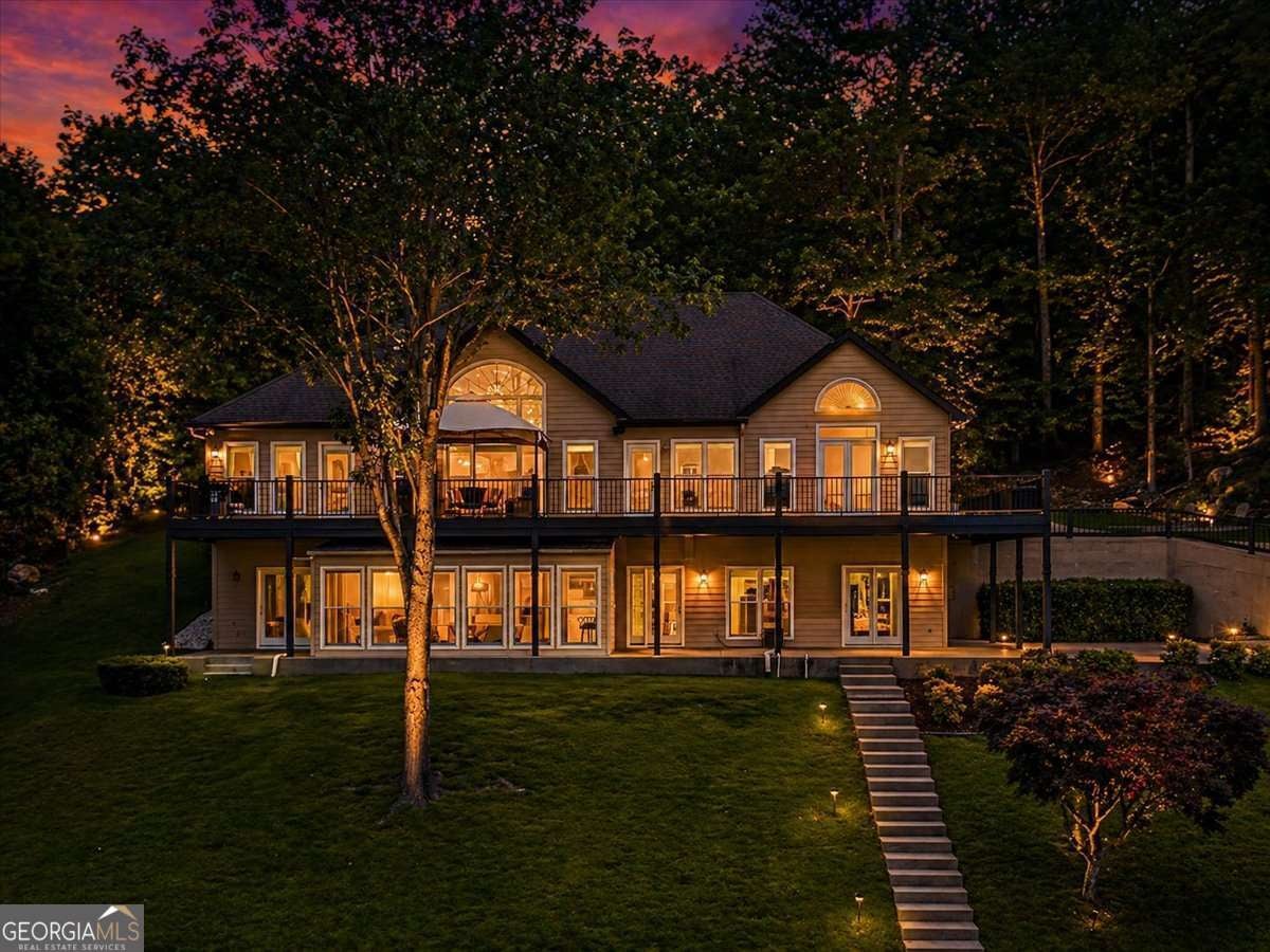 3386 Small Woods LN