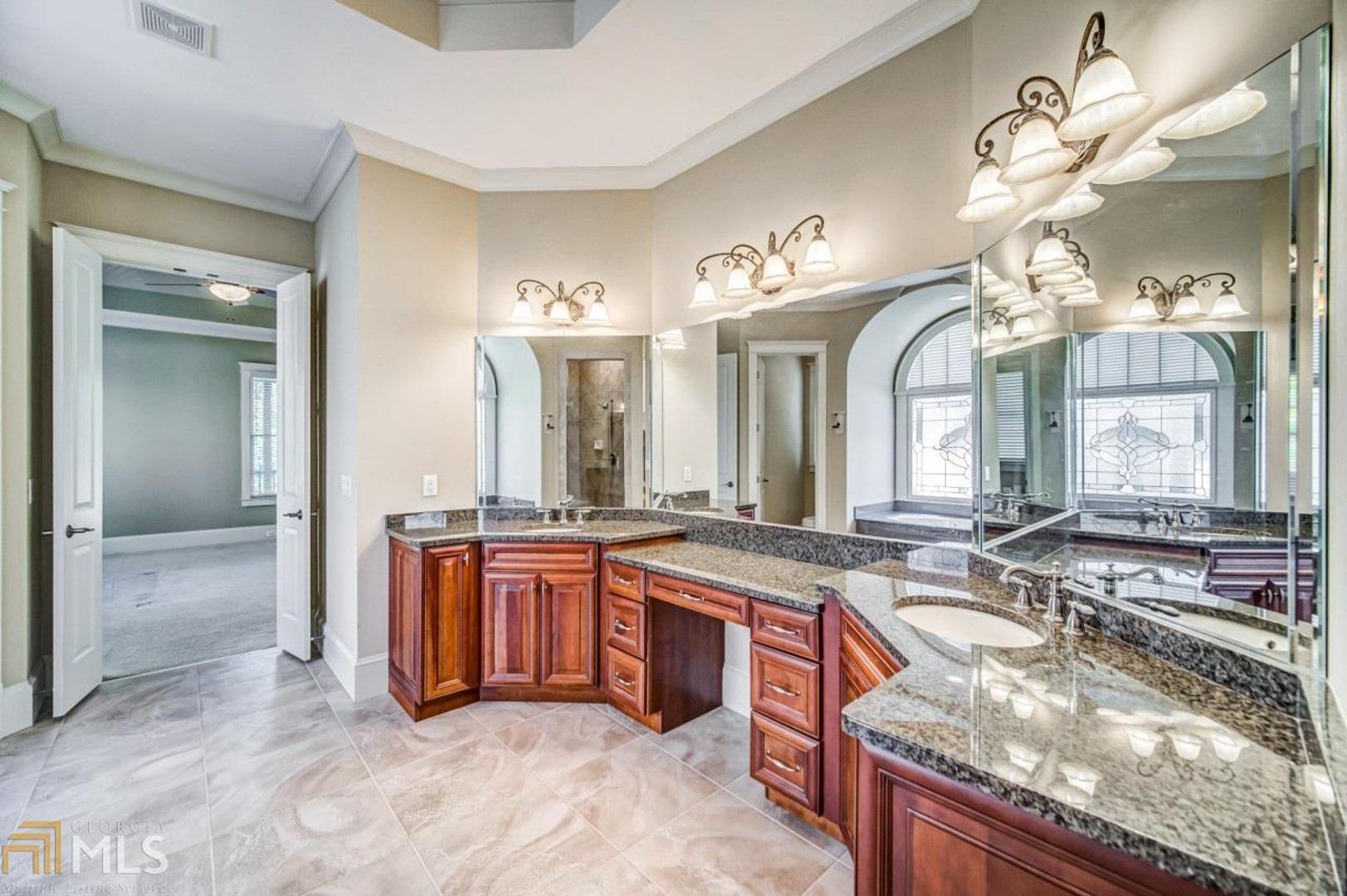 Enclave At Sope Creek - Residential