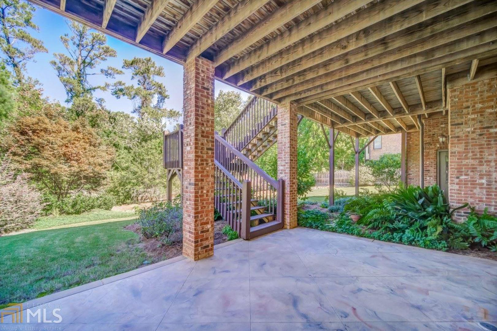 Enclave At Sope Creek - Residential