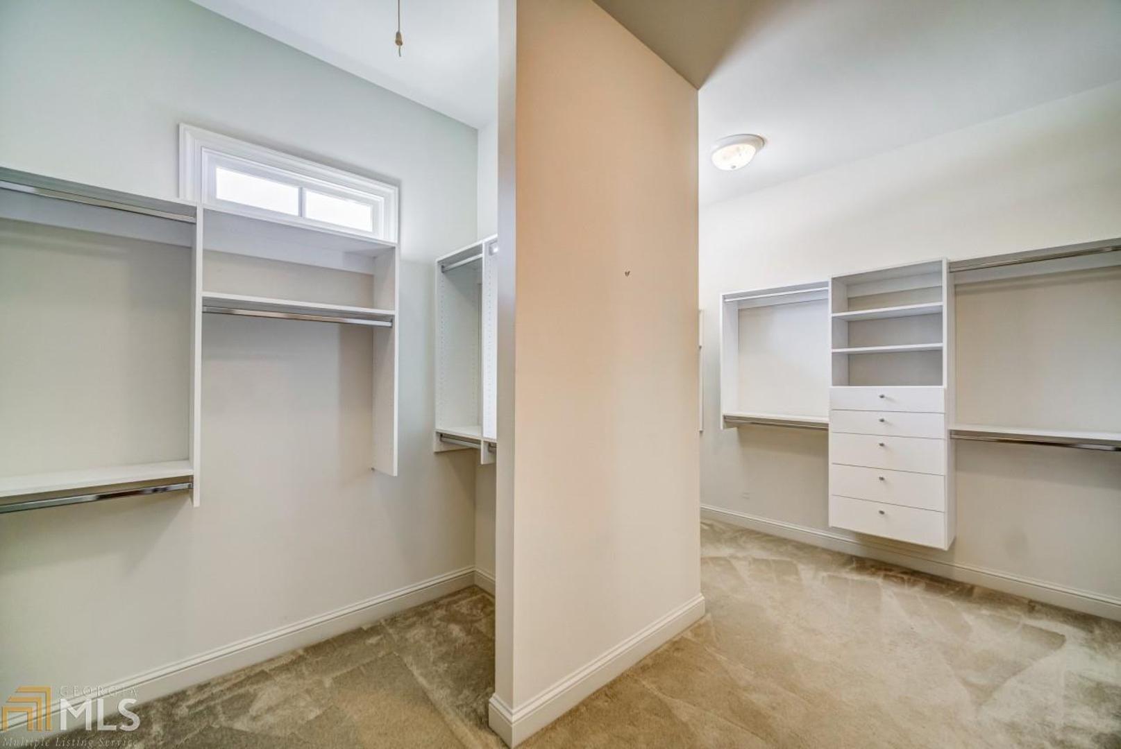 Enclave At Sope Creek - Residential