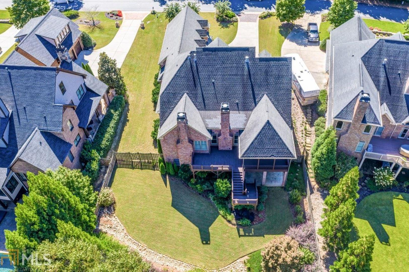 Enclave At Sope Creek - Residential