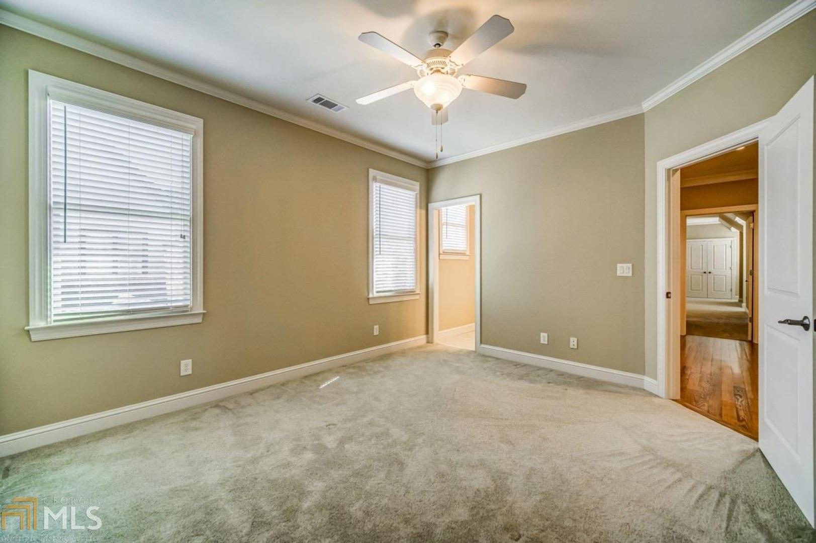 Enclave At Sope Creek - Residential
