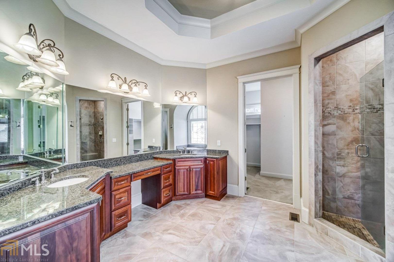 Enclave At Sope Creek - Residential