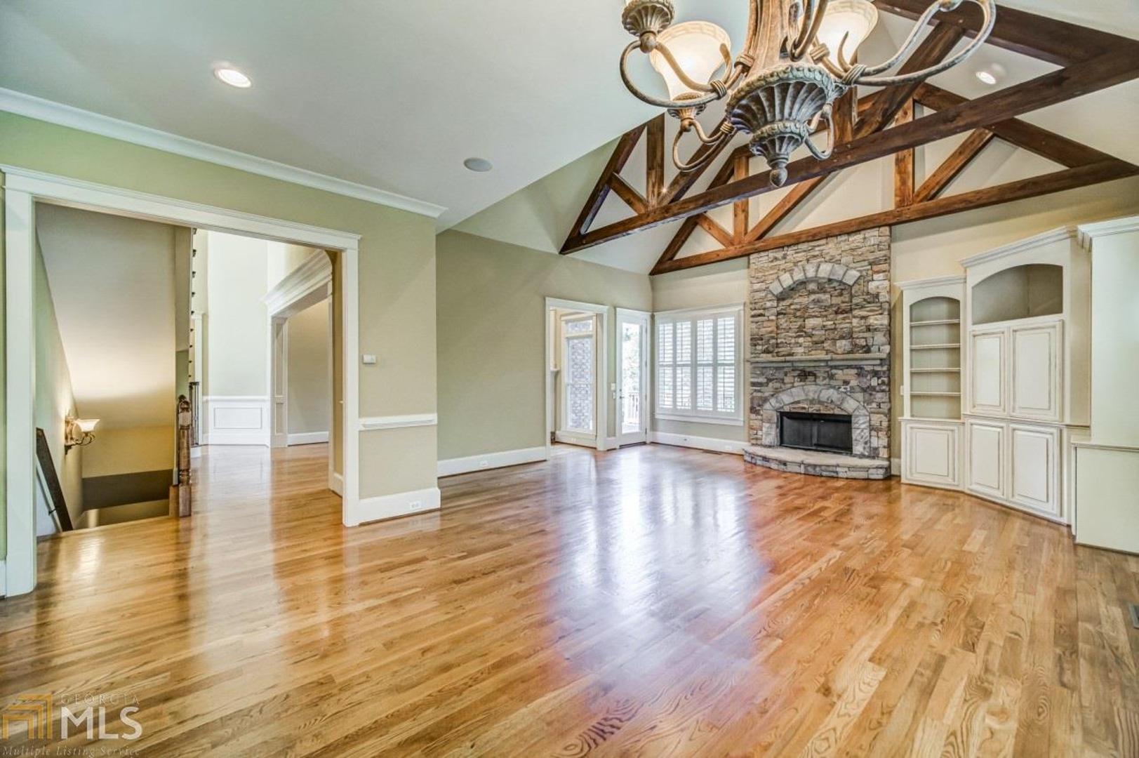Enclave At Sope Creek - Residential