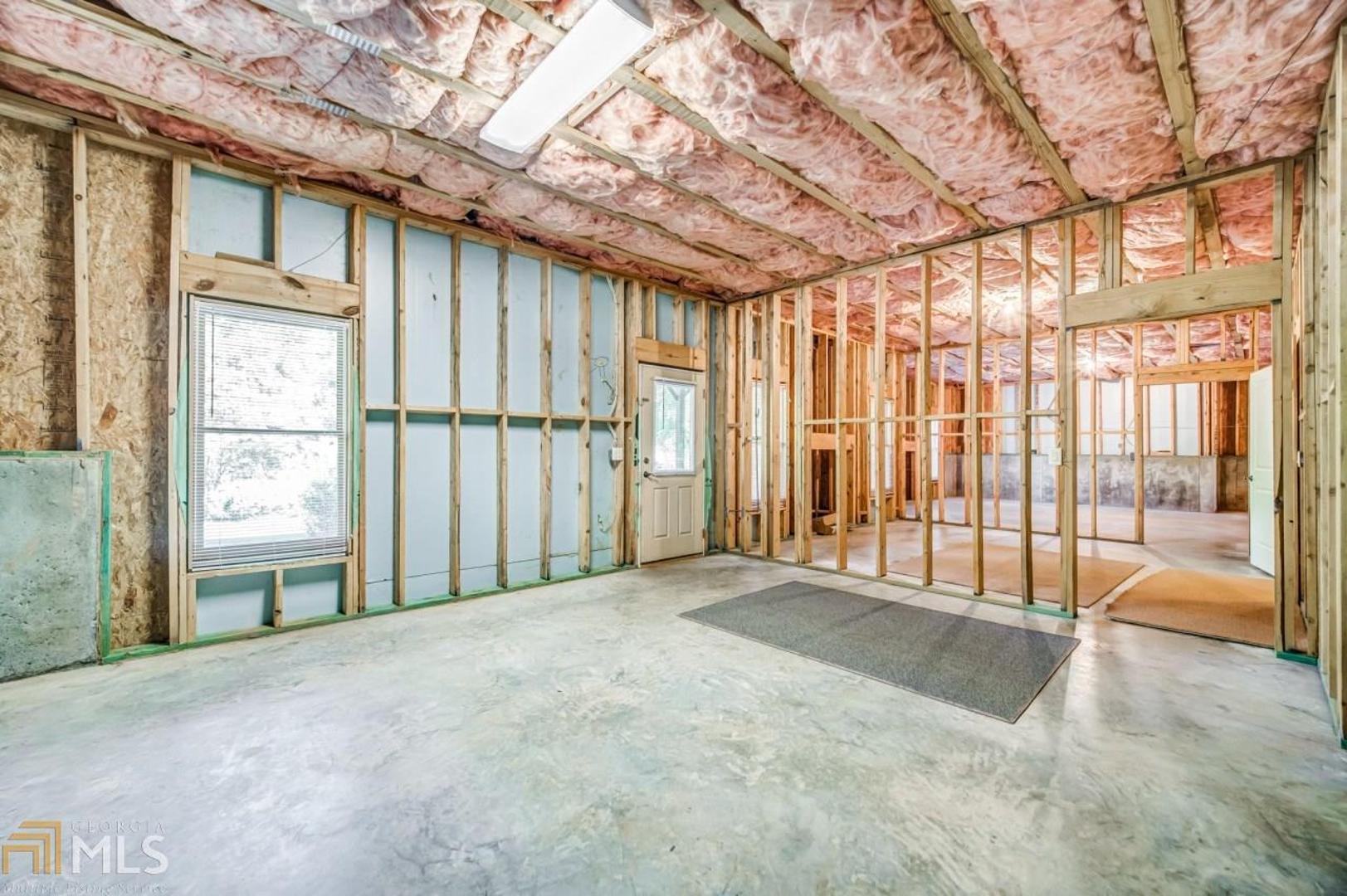 Enclave At Sope Creek - Residential