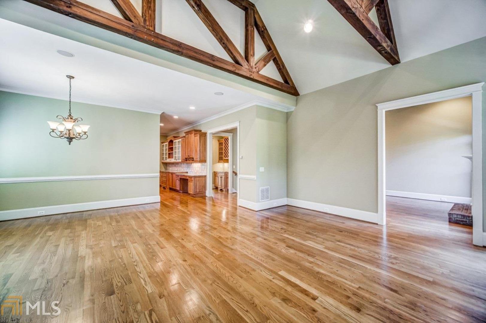 Enclave At Sope Creek - Residential