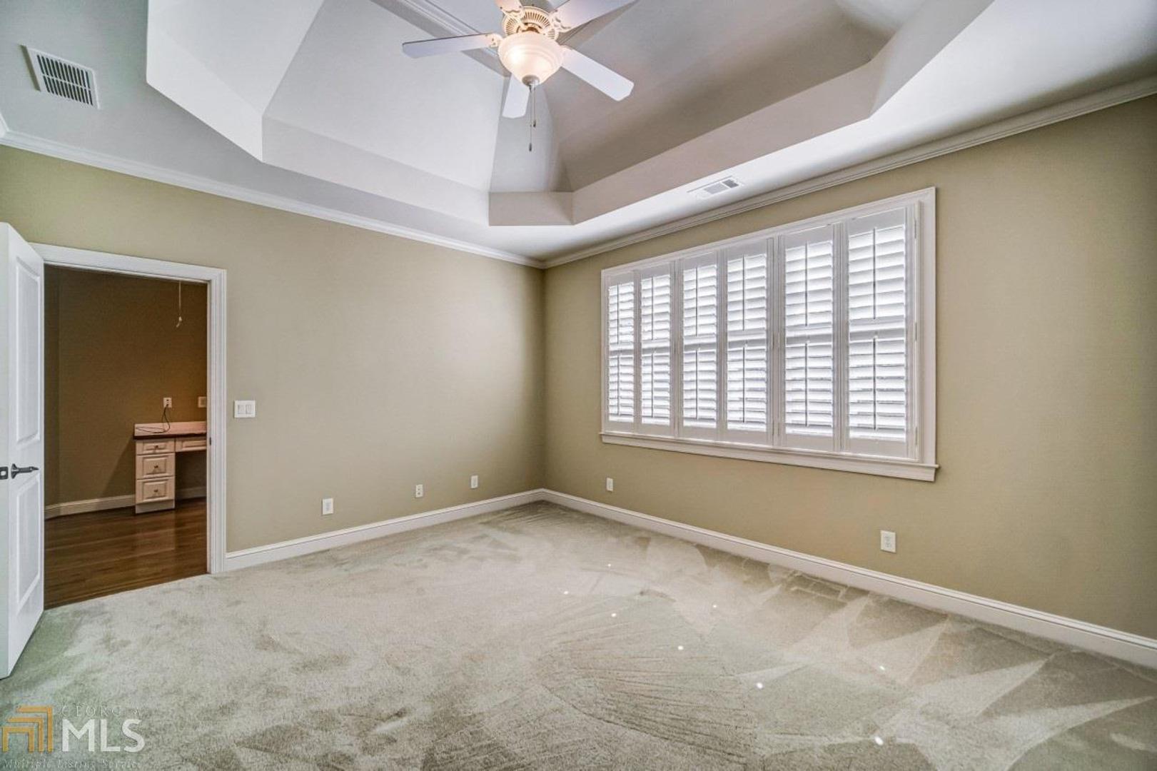 Enclave At Sope Creek - Residential