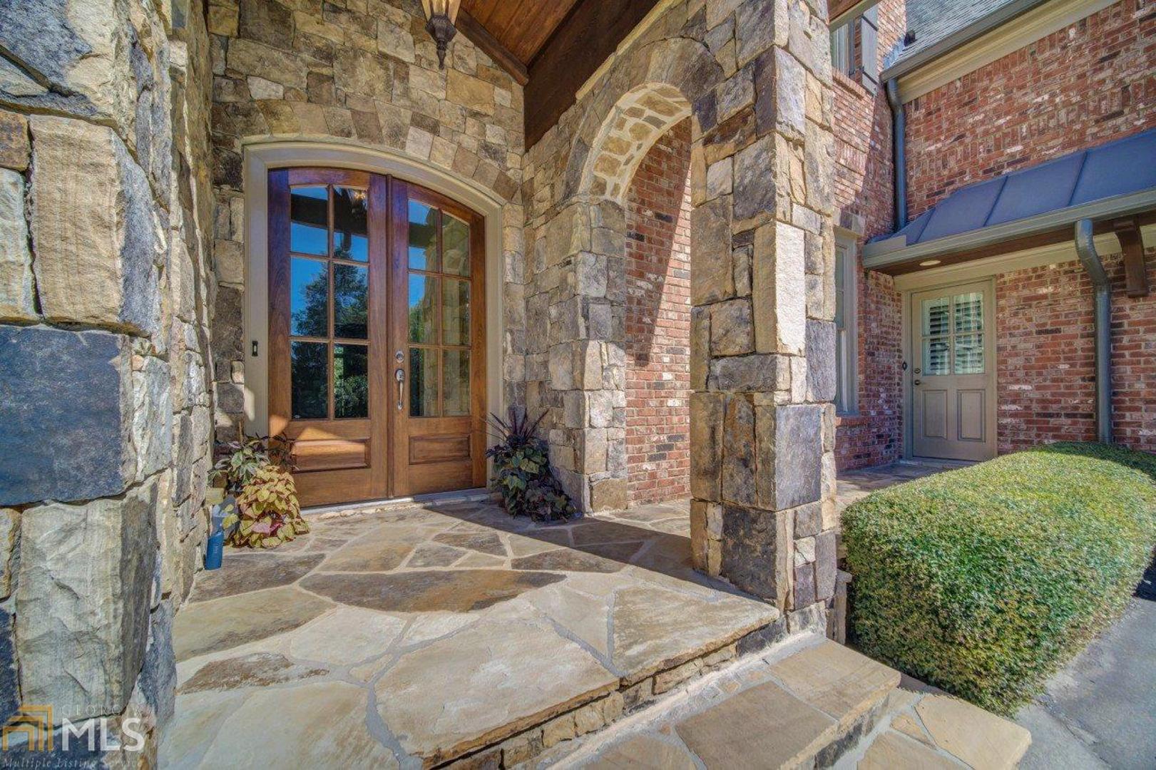 Enclave At Sope Creek - Residential