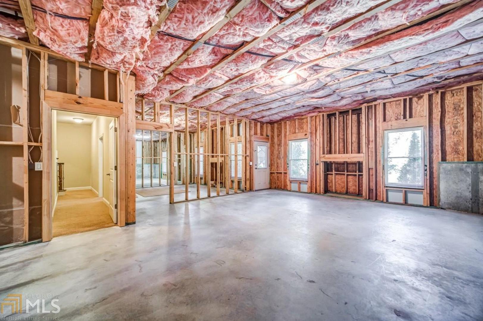 Enclave At Sope Creek - Residential
