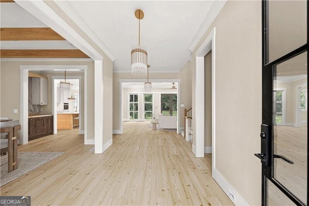 Photo of 1330 Twelve Oaks Circle NW, Atlanta, GA 30327 (MLS # 10726319)