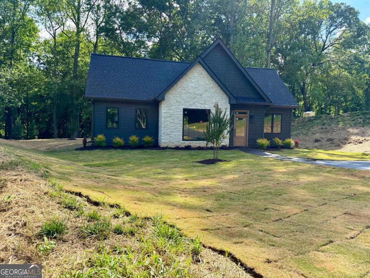 919 Bauer RD
