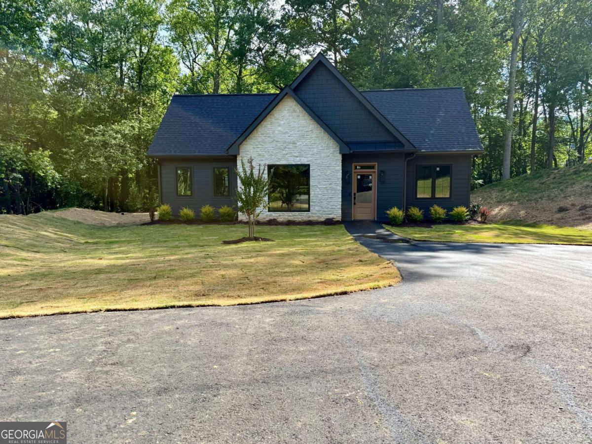 919 Bauer RD