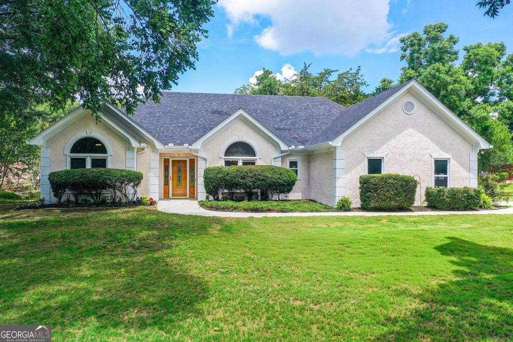 Photo of 1001 Marie Hill Court SW, Conyers, GA 30094 (MLS # 10841094)