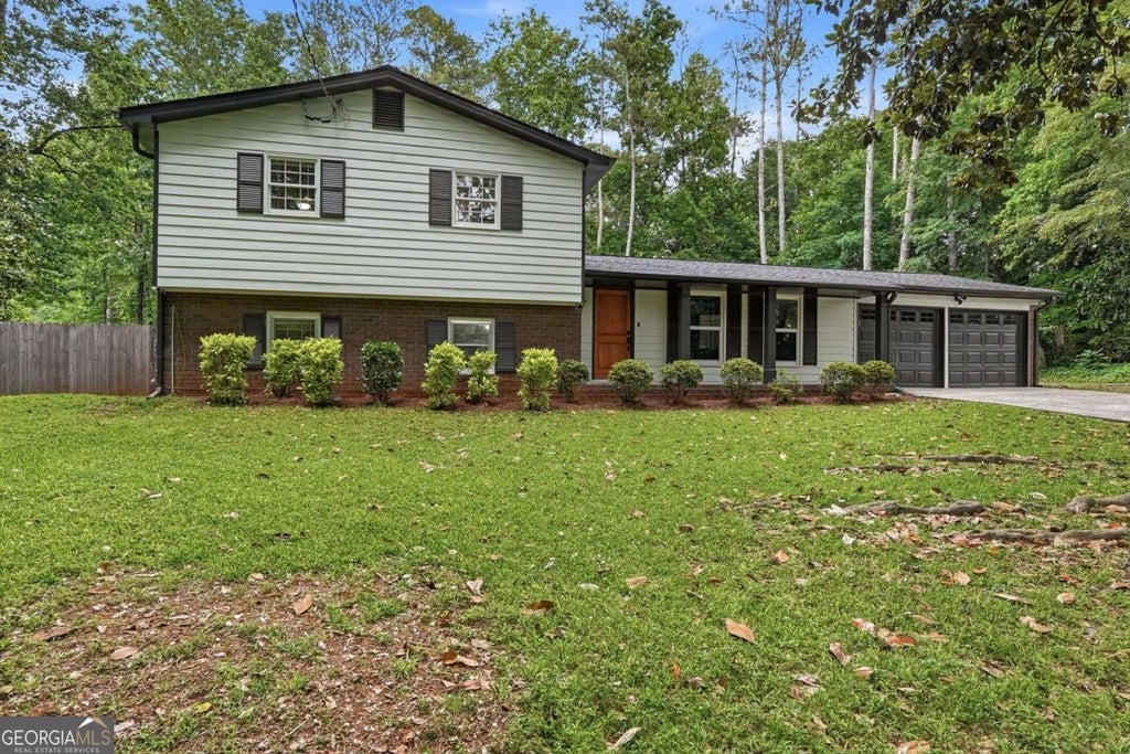 Photo of 1620 Caribou Court, Marietta, GA 30066 (MLS # 10780107)