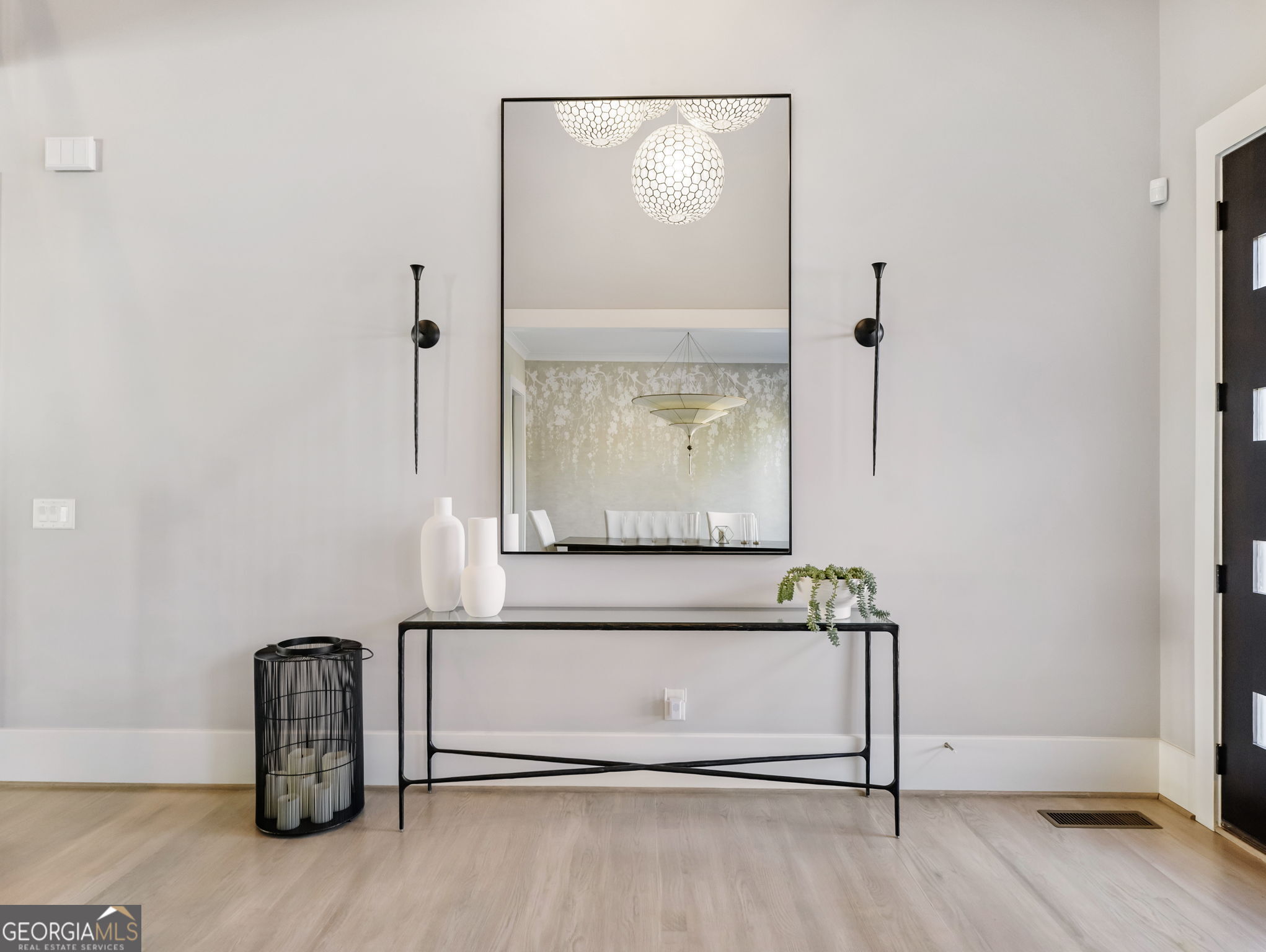 2343 Northern Oak DR