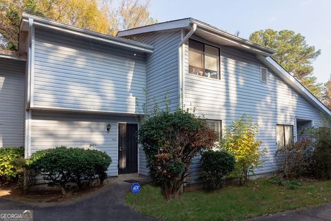 8569 Creekwood WAY Jonesboro GA 30238