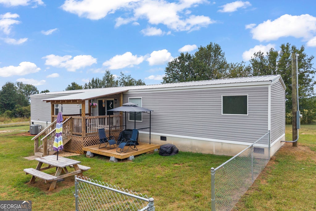 Photo of 811 Dove Drake Rd, Royston, GA 30662 (MLS # 10847505)
