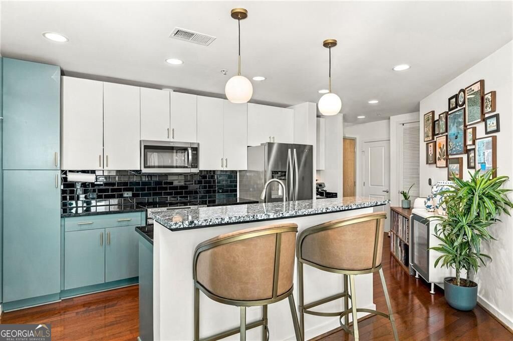 860 Peachtree ST NE 2317